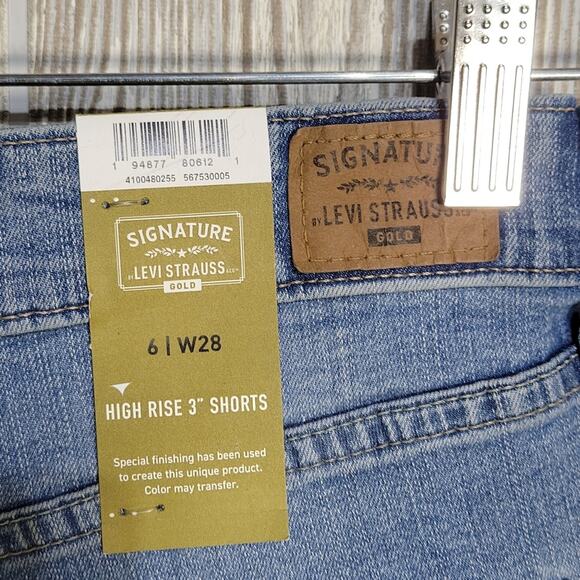 Levi's Strauss Signature Gold Hi Rise 3" Jean Shorts Women Size 6 NWT - Picture 5 of 12